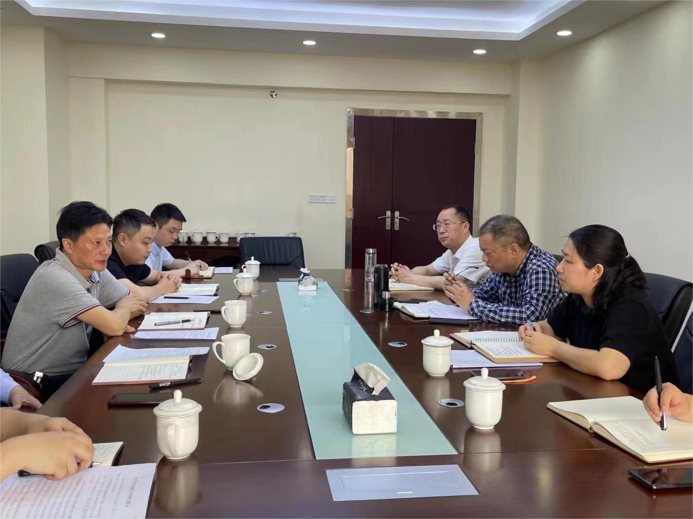 集團(tuán)黨委書記、董事長(zhǎng)許大政一行赴巴中農(nóng)商行開展業(yè)務(wù)合作洽談會(huì)